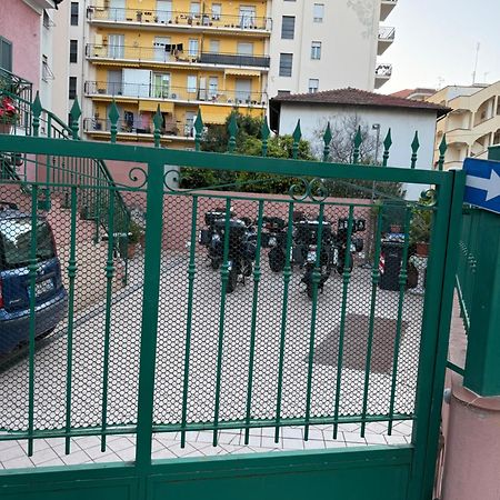 Villamareblu Ventimiglia Kültér fotó