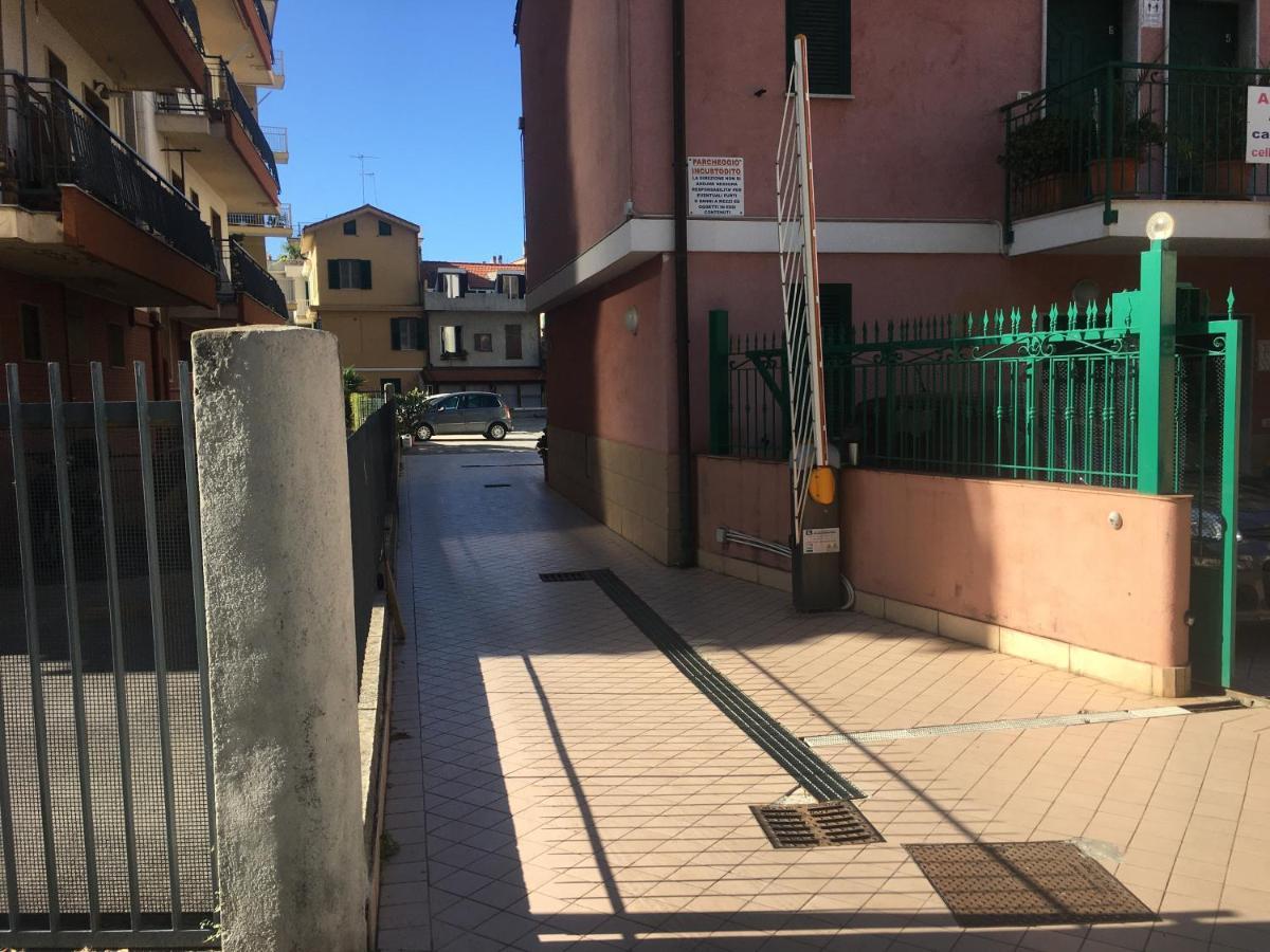 Villamareblu Ventimiglia Kültér fotó
