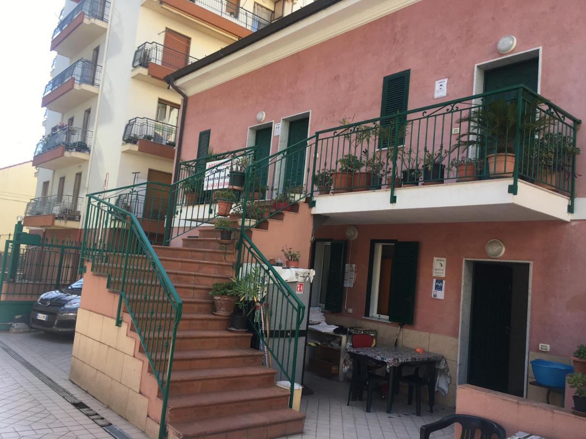 Villamareblu Ventimiglia Kültér fotó