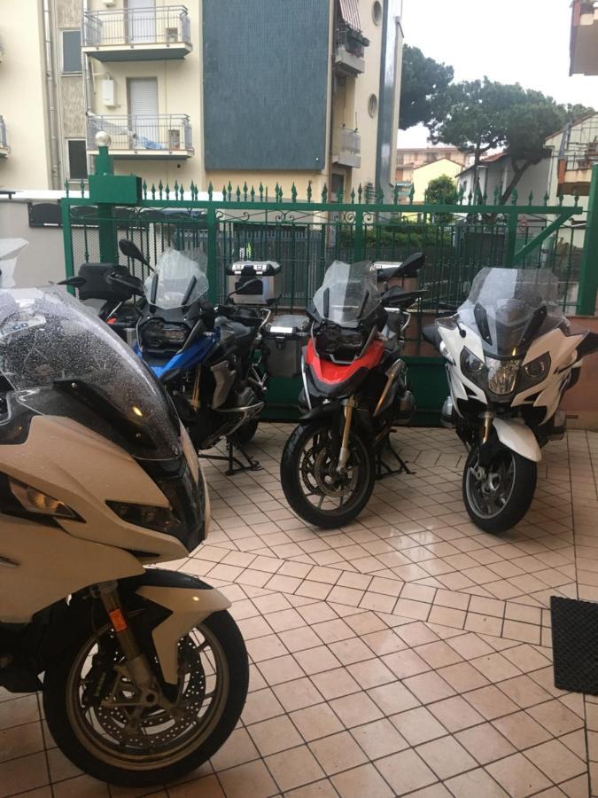 Villamareblu Ventimiglia Kültér fotó