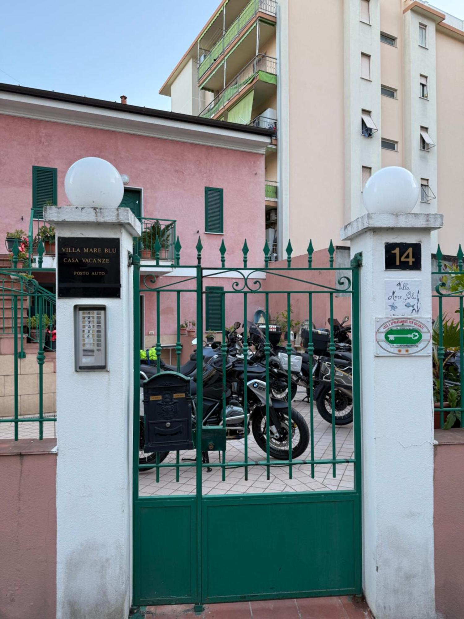 Villamareblu Ventimiglia Kültér fotó
