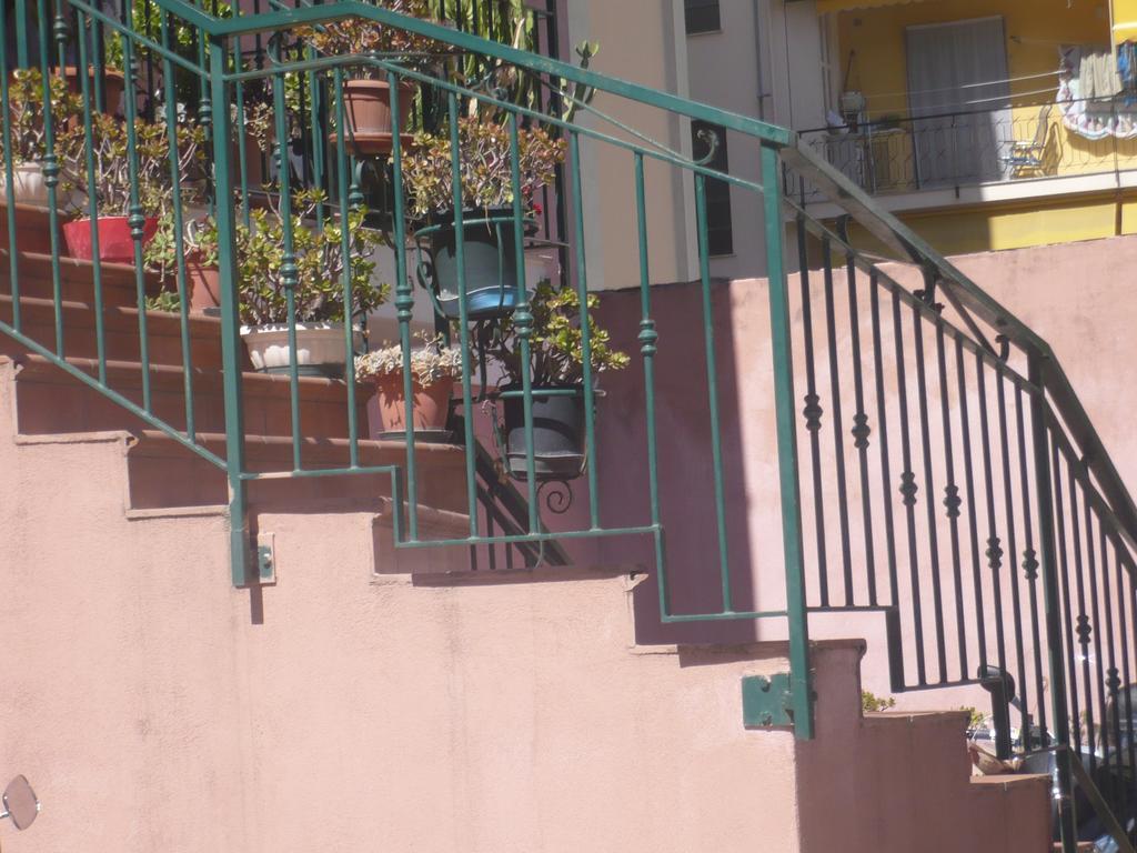 Villamareblu Ventimiglia Kültér fotó