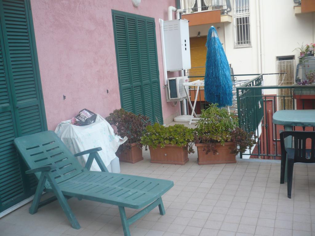 Villamareblu Ventimiglia Kültér fotó