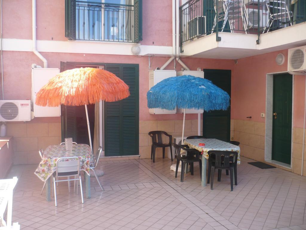 Villamareblu Ventimiglia Szoba fotó